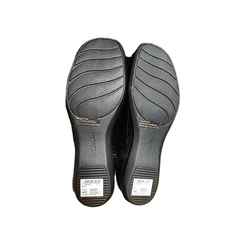 Clarks Gael Feline Loafer Women's Slip-On Shoes, Size 10M, Black Croc Print